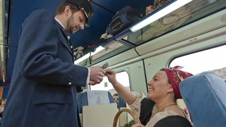 Renfe y el Ayuntamiento de Soria descubren la riqueza patrimonial y cultural soriana con la iniciativa ‘Tren Campos de Castilla’